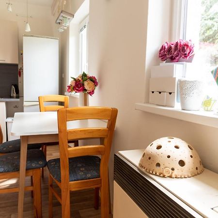 Апартаменты Apartman Fraise Дечин Экстерьер фото